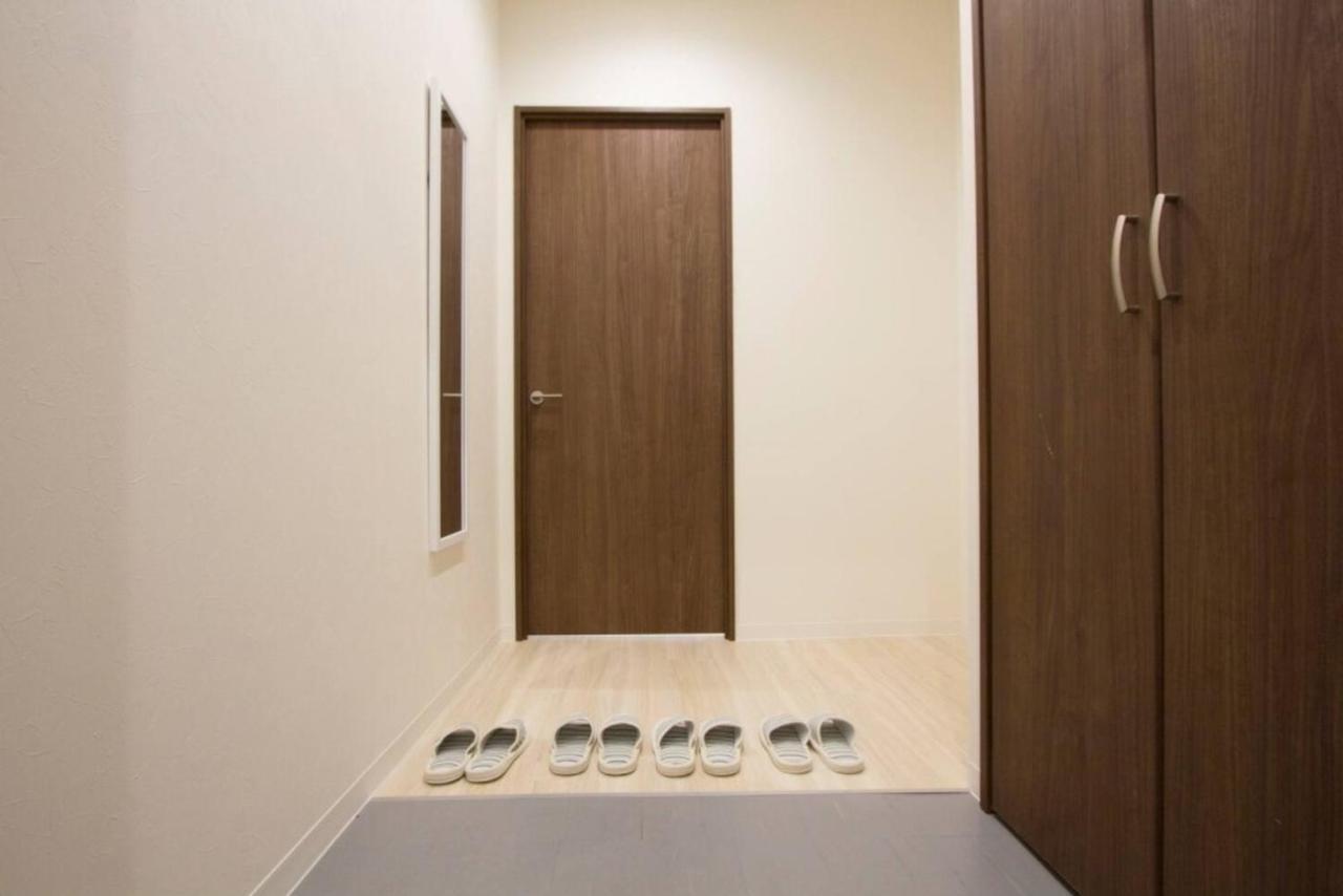 Cozy And Convenient Royal Heights 公寓